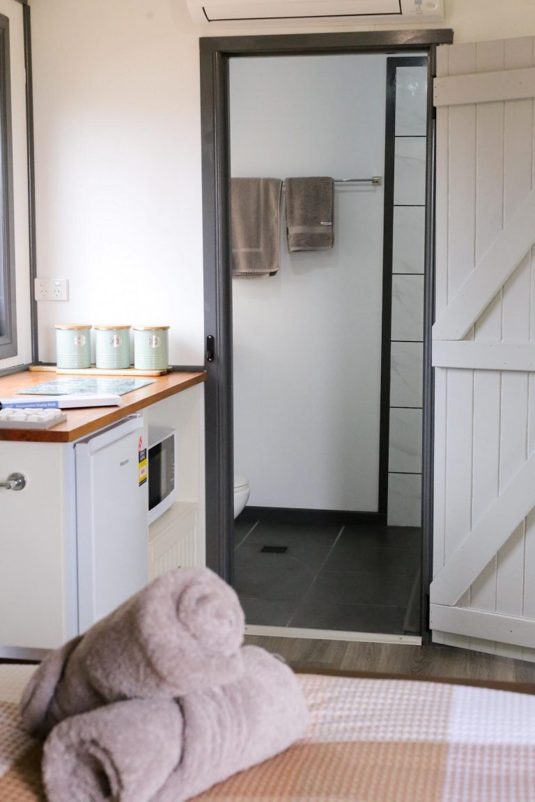 received 329544999414682 768x1152