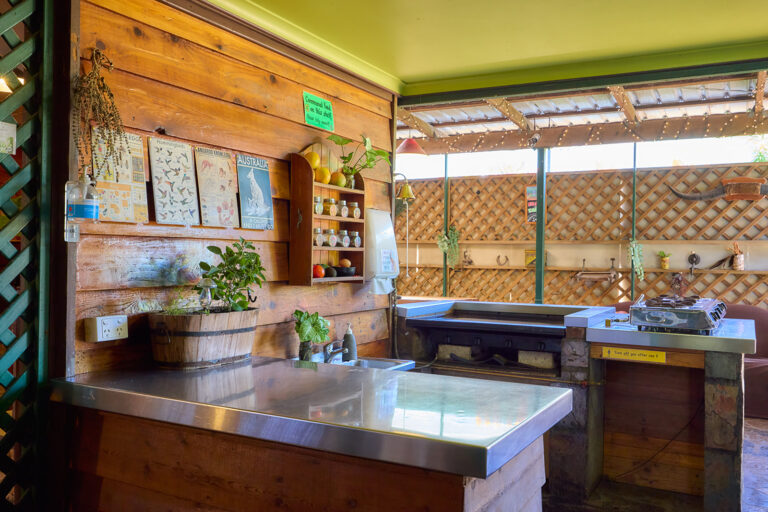 OnTheWallaby25 0149 websize 768x512